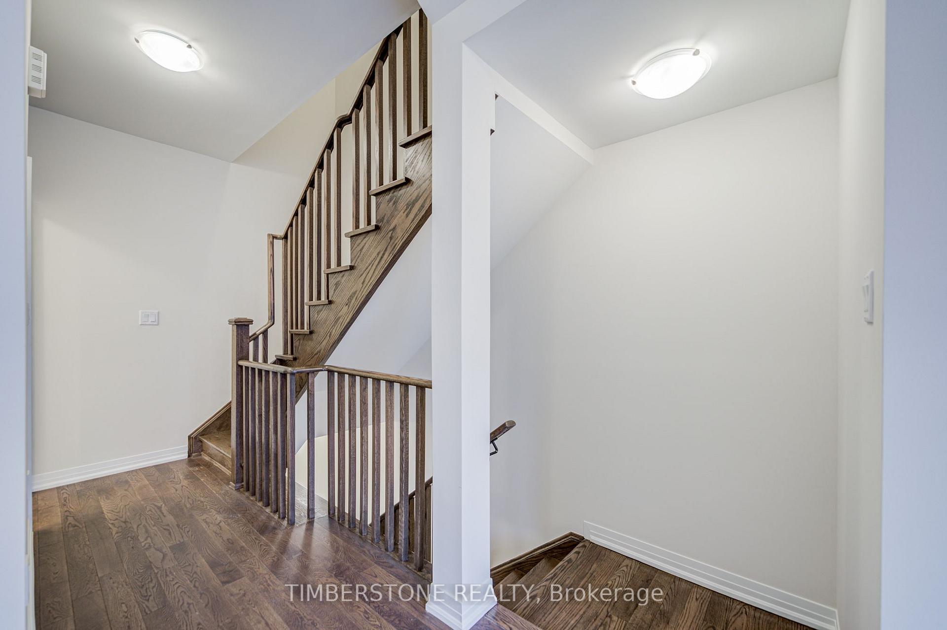 Photo 8 of 21 Bonnington Drive, Brampton, Northwest Brampton — HOMEH