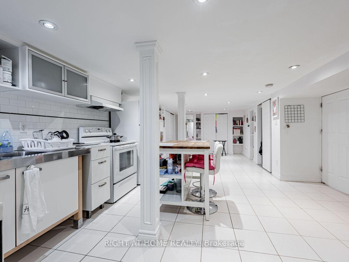 Photo 2 of Unit B, 1069 College Street, Toronto, Little Portugal — HOMEH