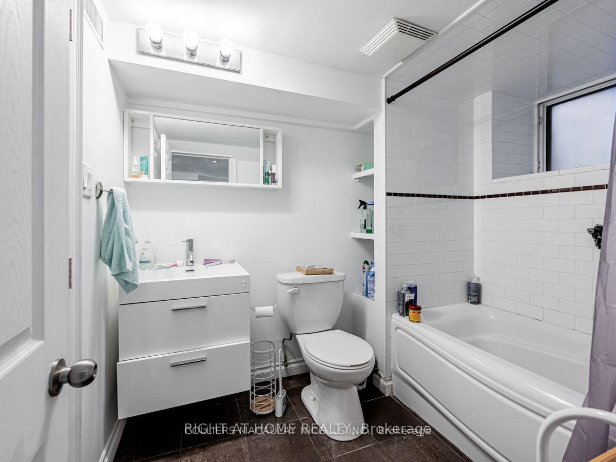 Photo 4 of Unit B, 1069 College Street, Toronto, Little Portugal — HOMEH