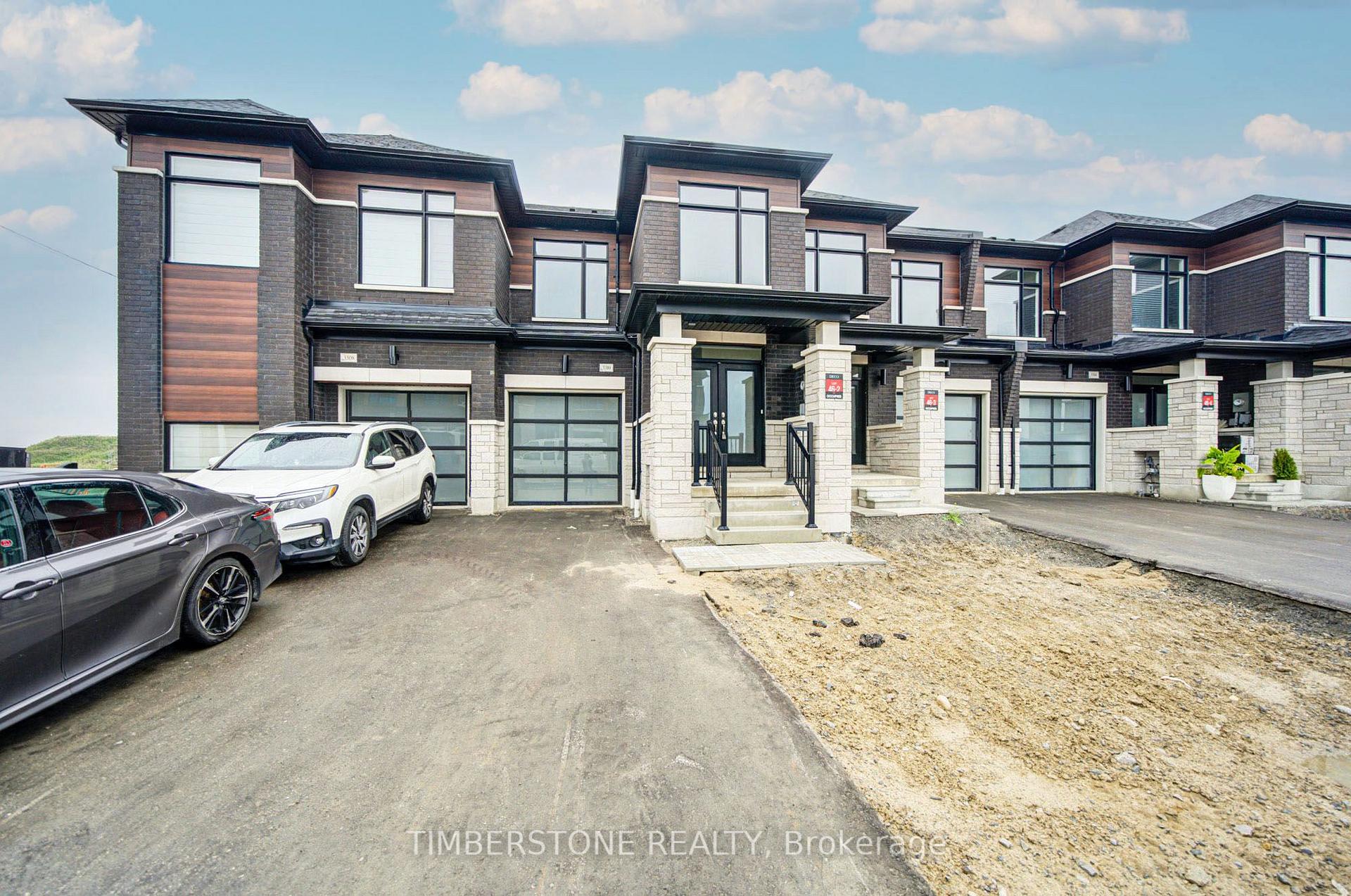 Front of 3310 Sandalwood Road