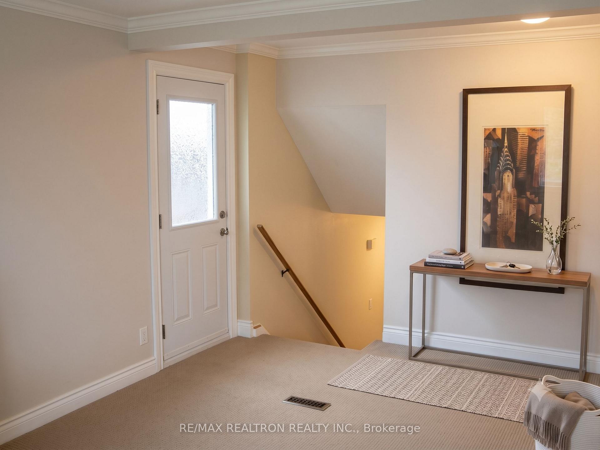 Photo 9 of 166 Weldrick Road, Richmond Hill, North Richvale — HOMEH