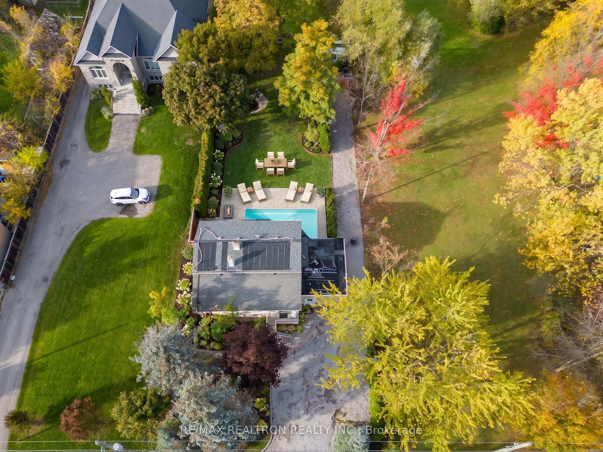 Photo 13 of 166 Weldrick Road, Richmond Hill, North Richvale — HOMEH