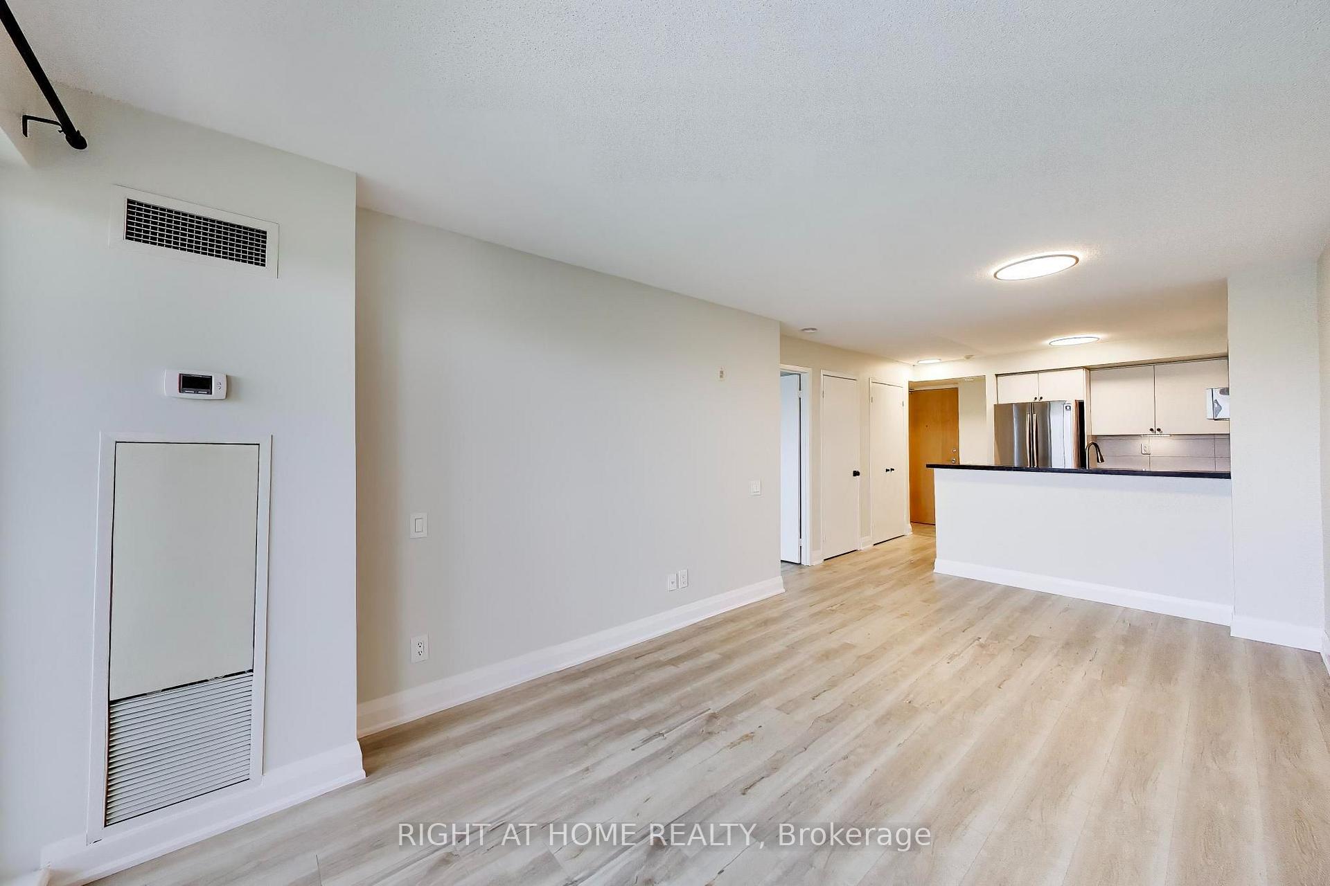 Photo 15 of Unit 407, 1040 The Queensway, Etobicoke, Islington-City Centre West — HOMEH