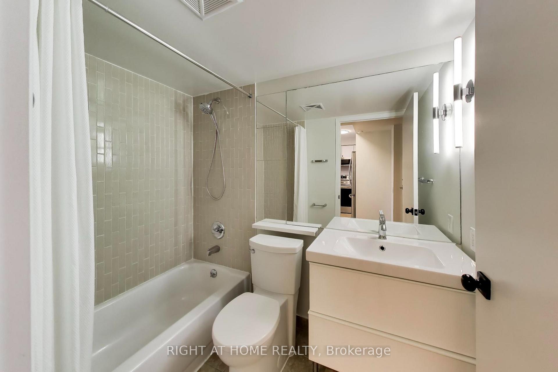 Photo 25 of Unit 407, 1040 The Queensway, Etobicoke, Islington-City Centre West — HOMEH
