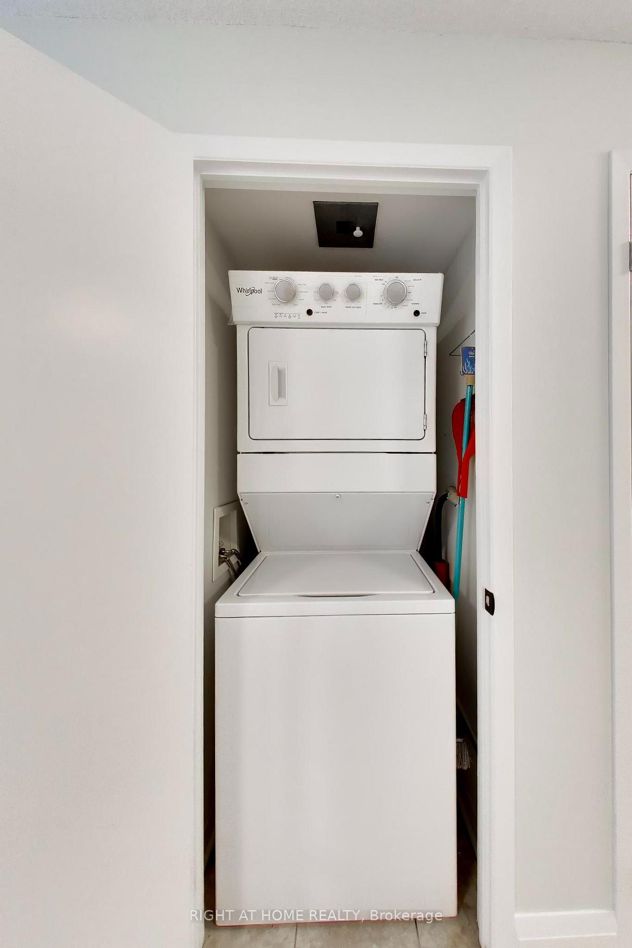 Photo 26 of Unit 407, 1040 The Queensway, Etobicoke, Islington-City Centre West — HOMEH