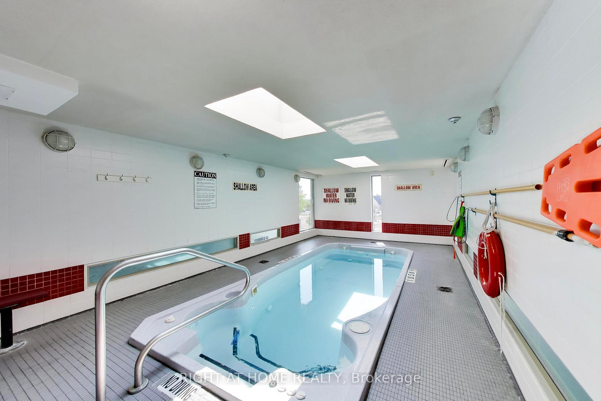 Photo 34 of Unit 407, 1040 The Queensway, Etobicoke, Islington-City Centre West — HOMEH