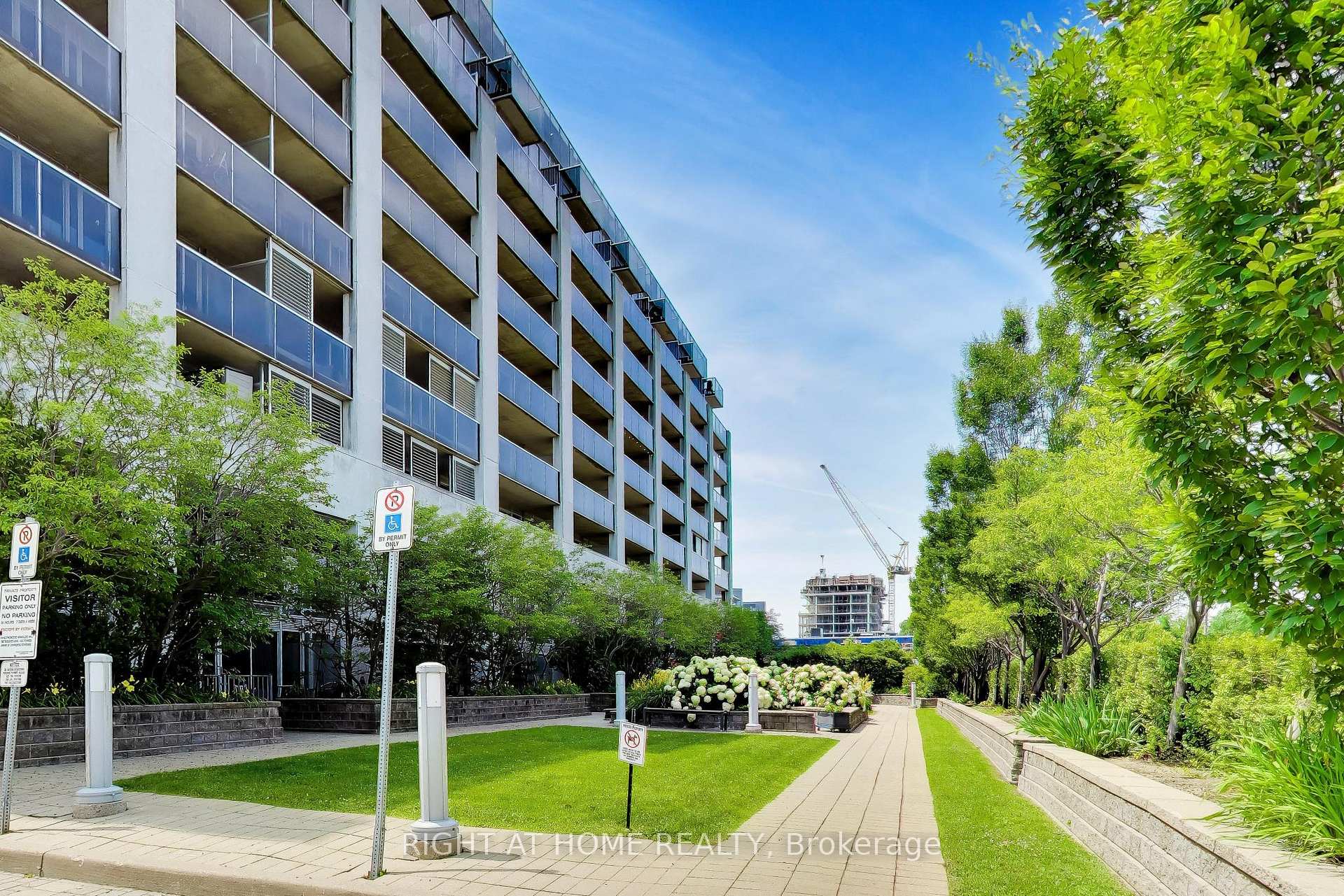 Photo 36 of Unit 407, 1040 The Queensway, Etobicoke, Islington-City Centre West — HOMEH