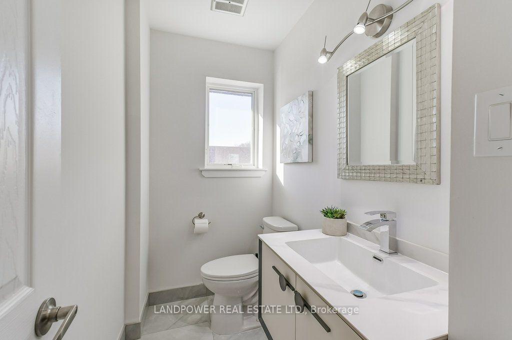 Photo 18 of 10 Brassbell Mill Way, North York, St. Andrew-Windfields — HOMEH