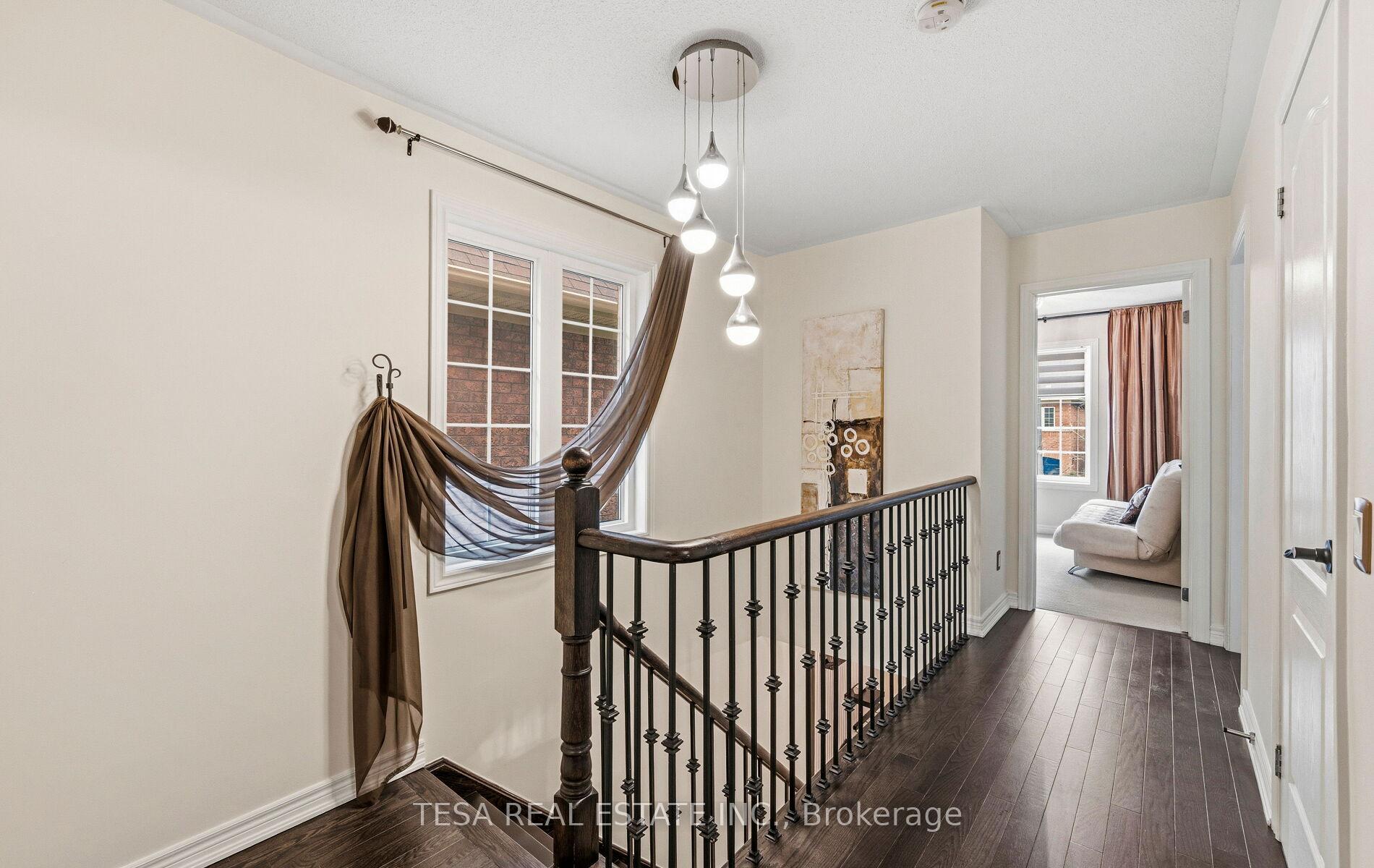 Photo 24 of 417 Lady Nadia Drive, Vaughan, Patterson — HOMEH