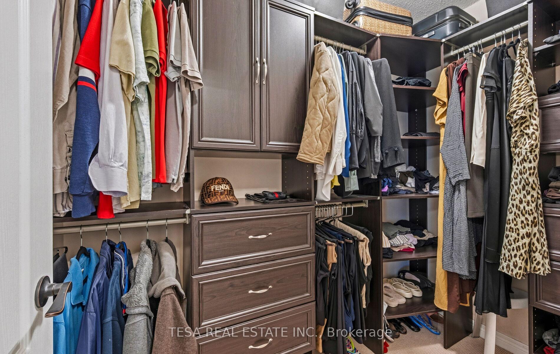 Photo 33 of 417 Lady Nadia Drive, Vaughan, Patterson — HOMEH