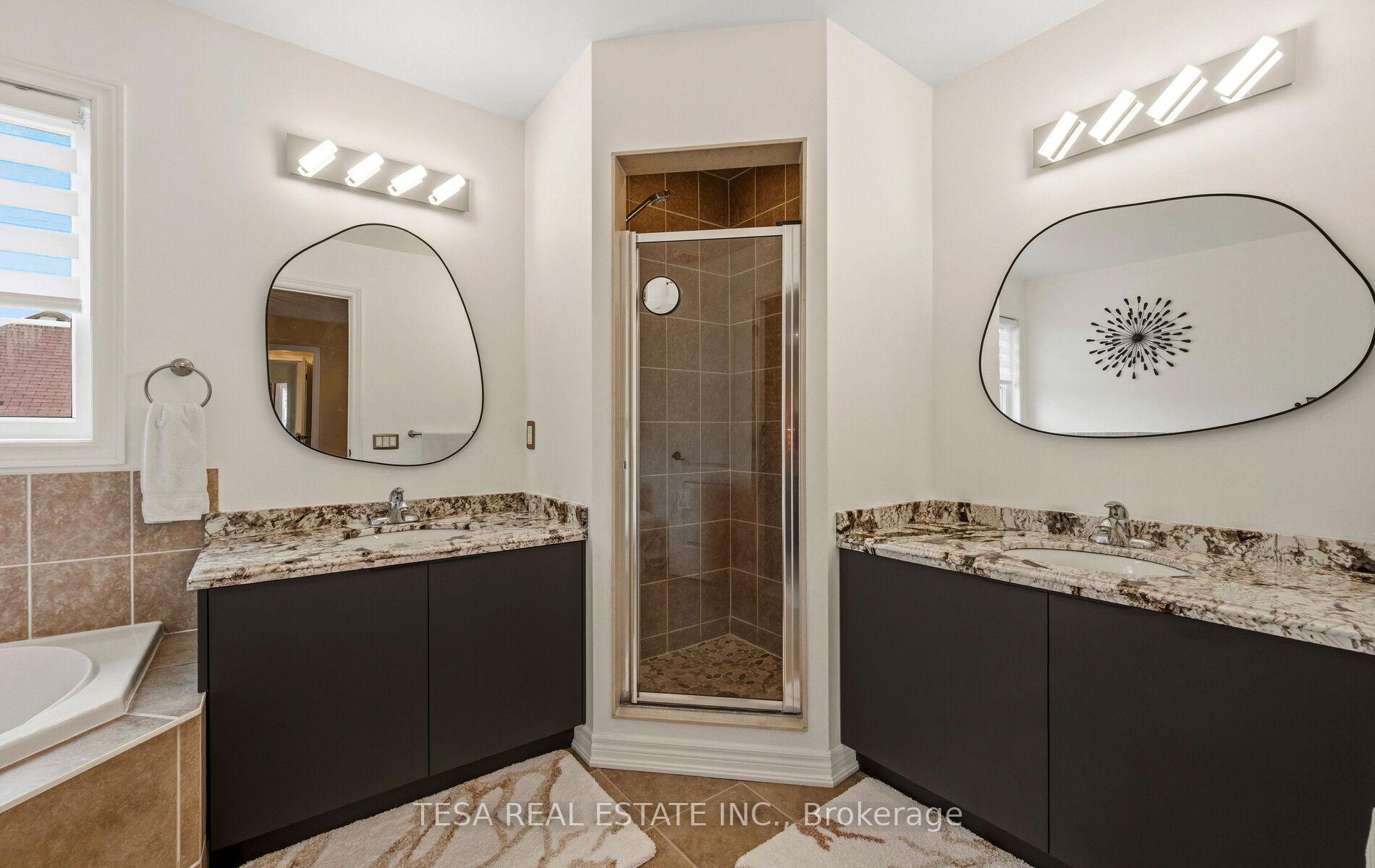 Photo 35 of 417 Lady Nadia Drive, Vaughan, Patterson — HOMEH