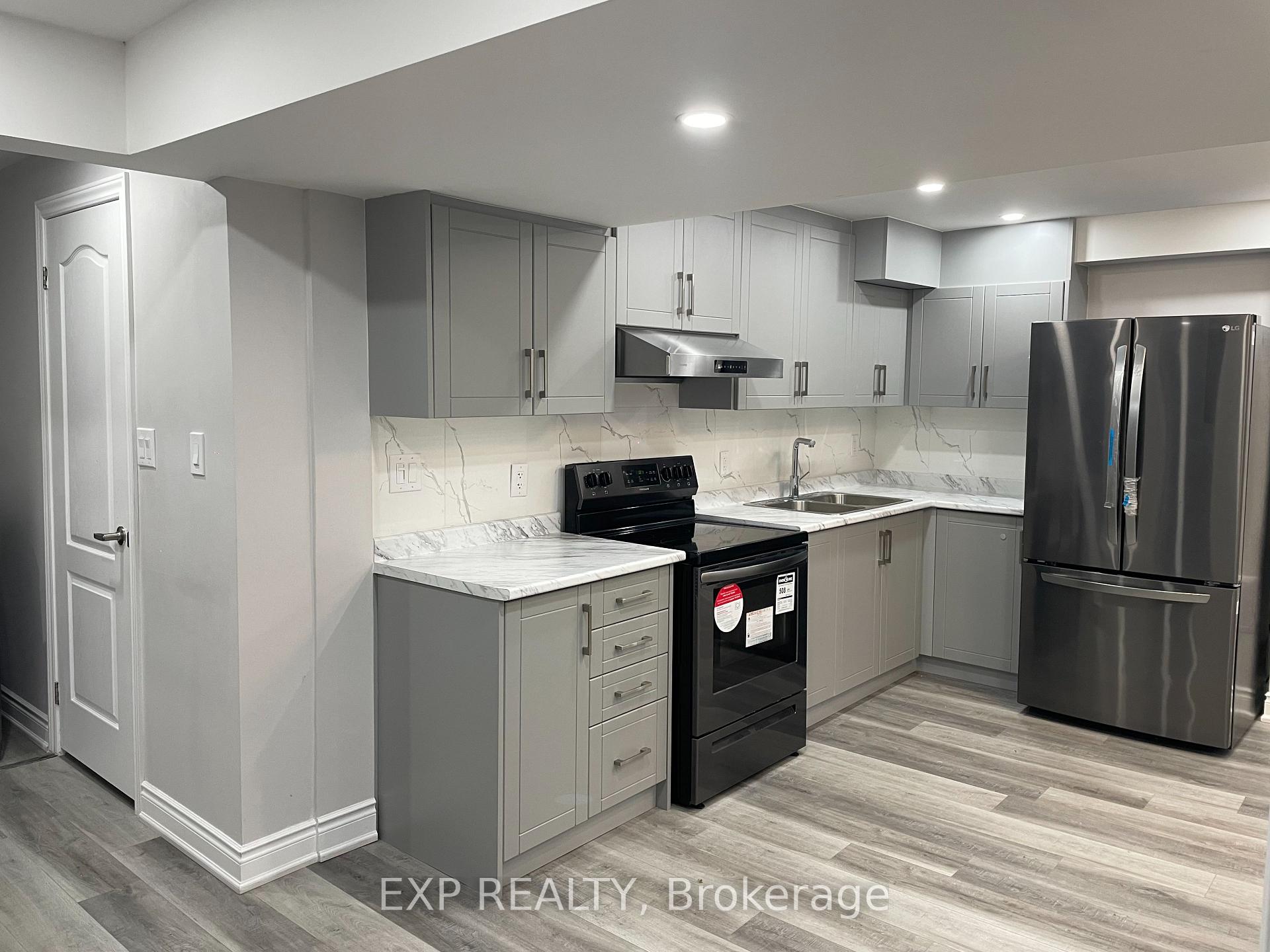 Photo 3 of 69 Gardenbrooke Trail, Brampton, Bram East — HOMEH
