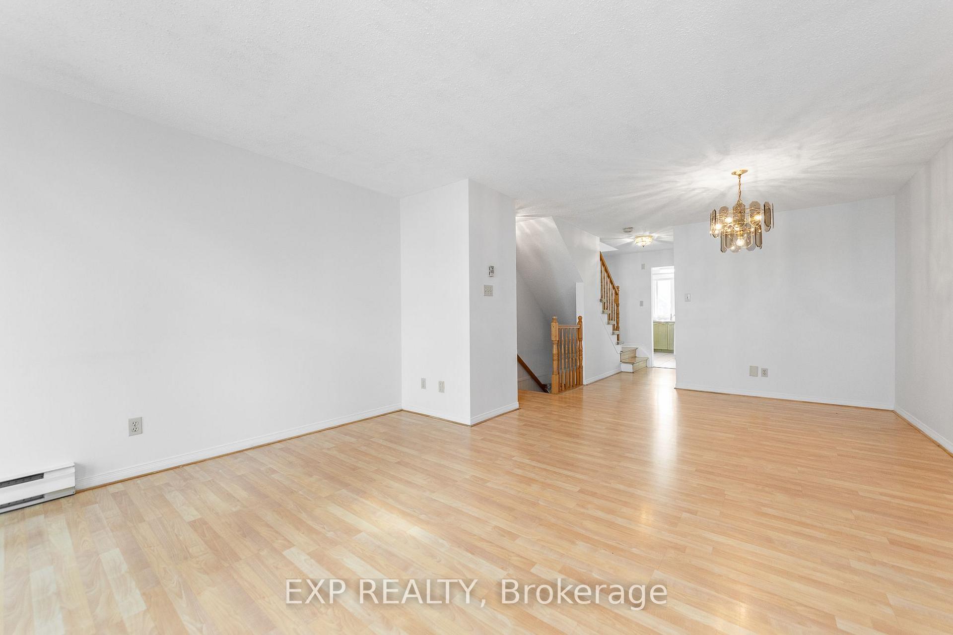 Photo 8 of 324 Briston Private, Ottawa, Hunt Club Park — HOMEH