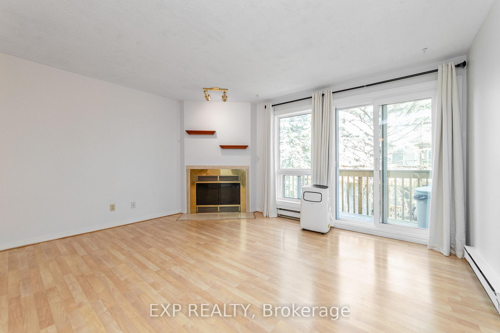 Photo 10 of 324 Briston Private, Ottawa, Hunt Club Park — HOMEH