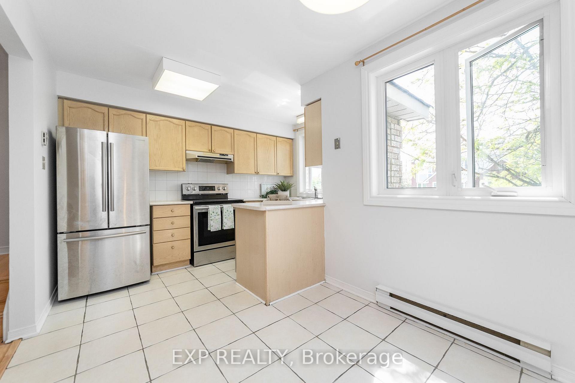 Photo 19 of 324 Briston Private, Ottawa, Hunt Club Park — HOMEH