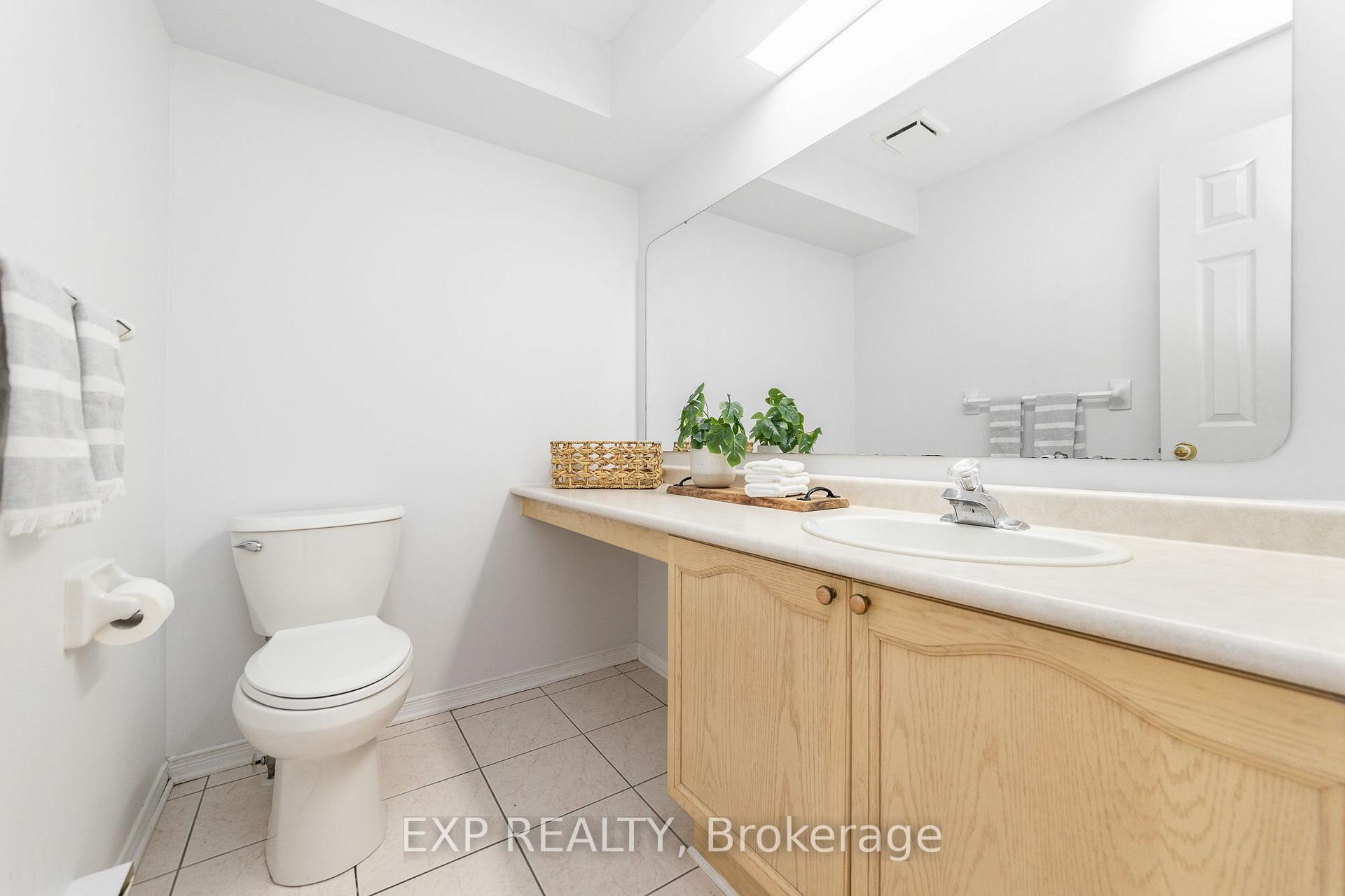 Photo 22 of 324 Briston Private, Ottawa, Hunt Club Park — HOMEH