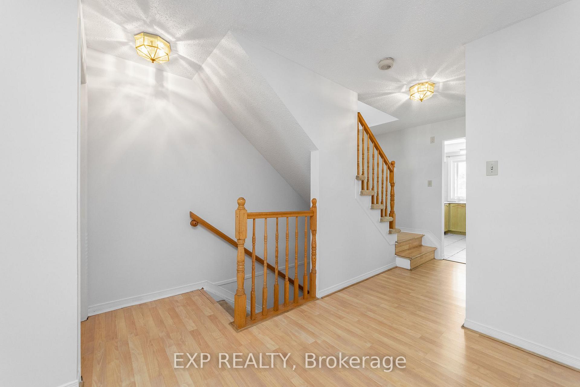 Photo 23 of 324 Briston Private, Ottawa, Hunt Club Park — HOMEH