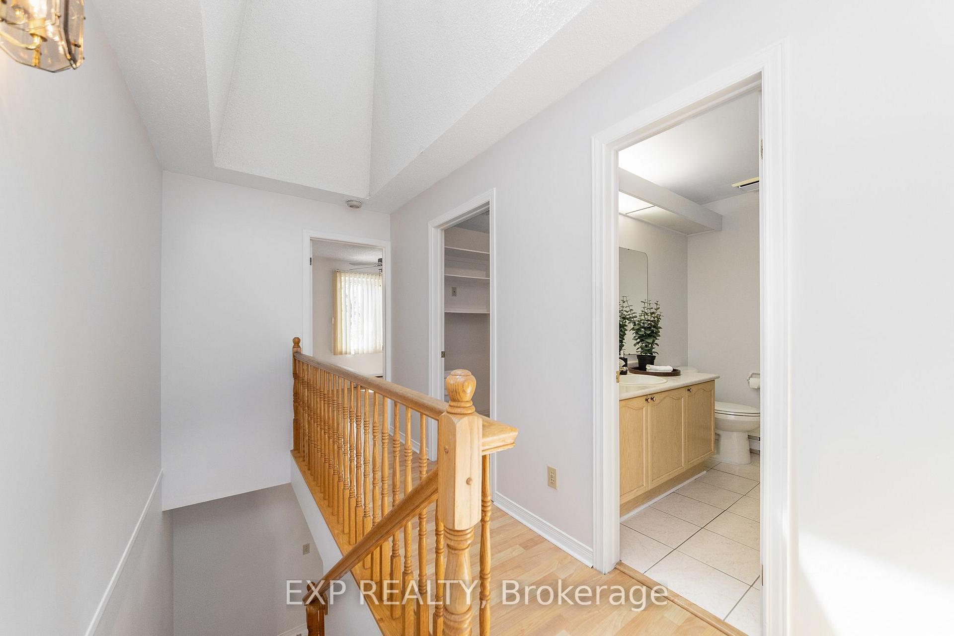 Photo 24 of 324 Briston Private, Ottawa, Hunt Club Park — HOMEH