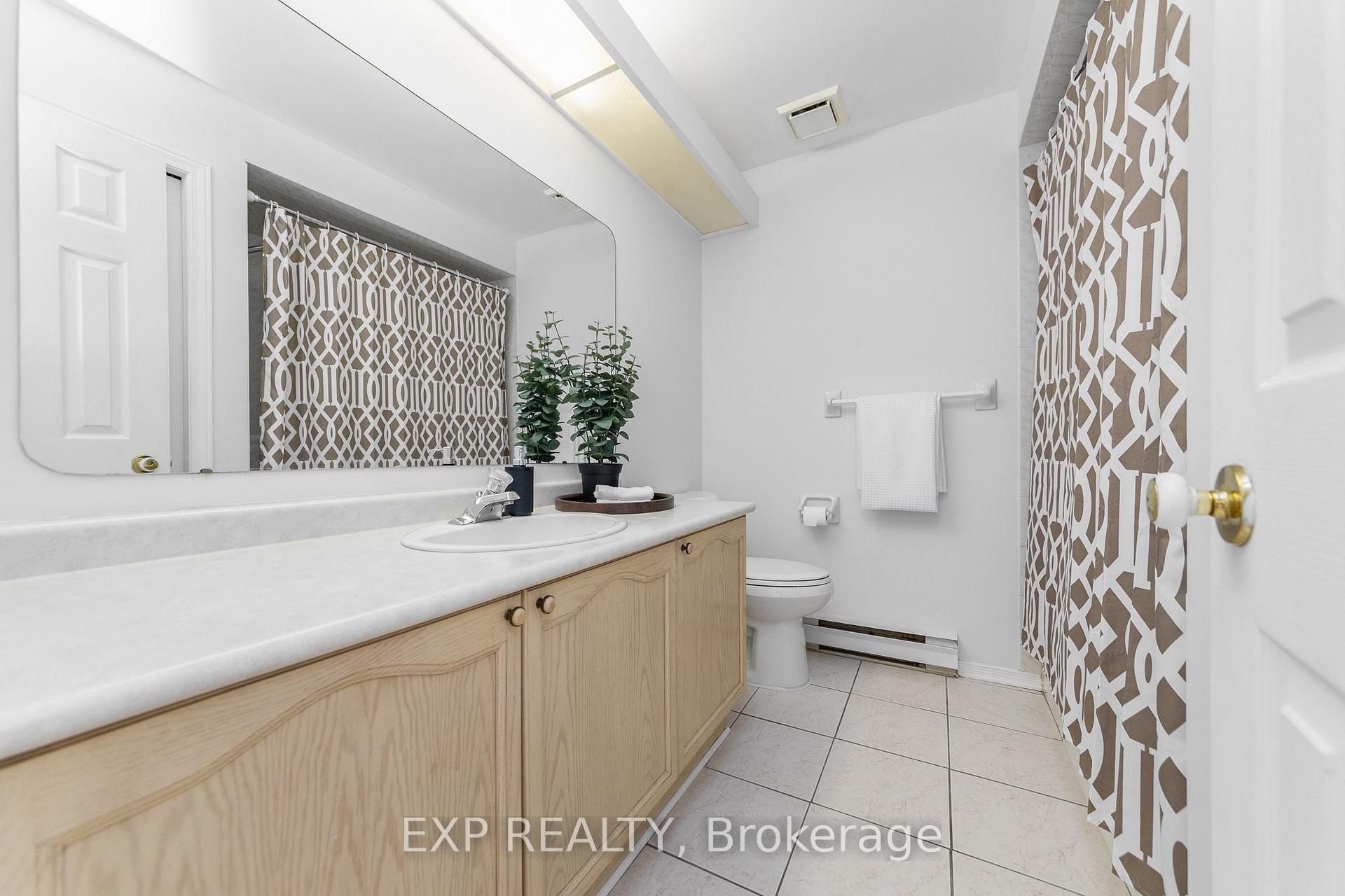Photo 37 of 324 Briston Private, Ottawa, Hunt Club Park — HOMEH