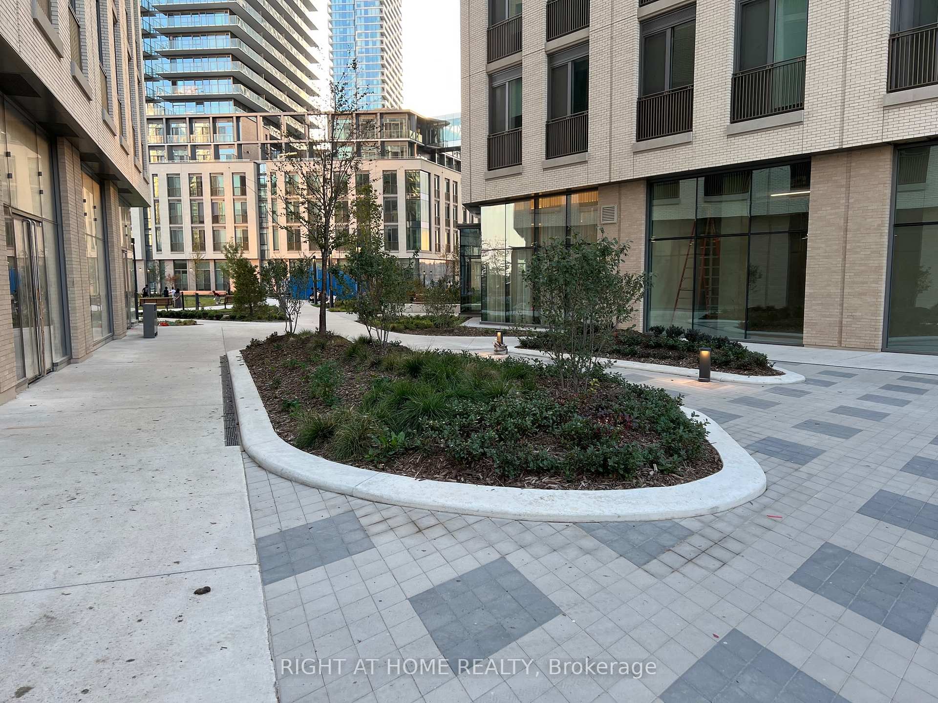 Photo 3 of Unit 3107, 7890 Jane Street, Vaughan, Vaughan Corporate Centre — HOMEH