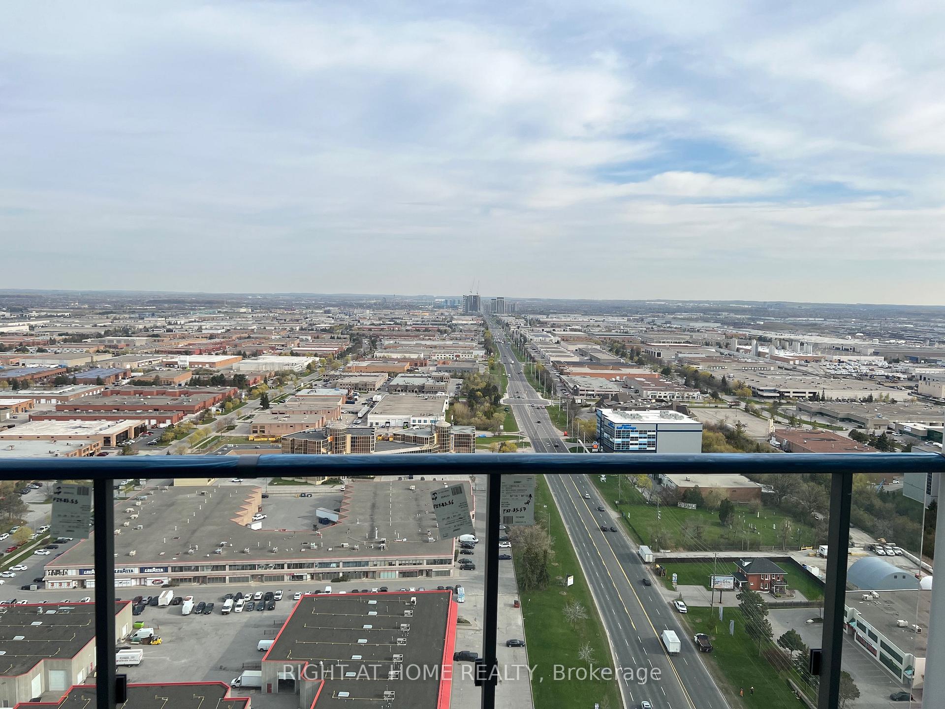 Photo 9 of Unit 3107, 7890 Jane Street, Vaughan, Vaughan Corporate Centre — HOMEH