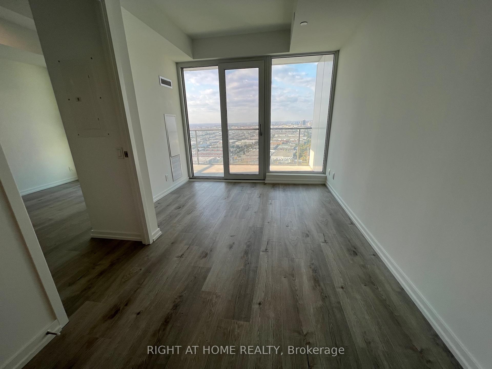 Photo 14 of Unit 3107, 7890 Jane Street, Vaughan, Vaughan Corporate Centre — HOMEH