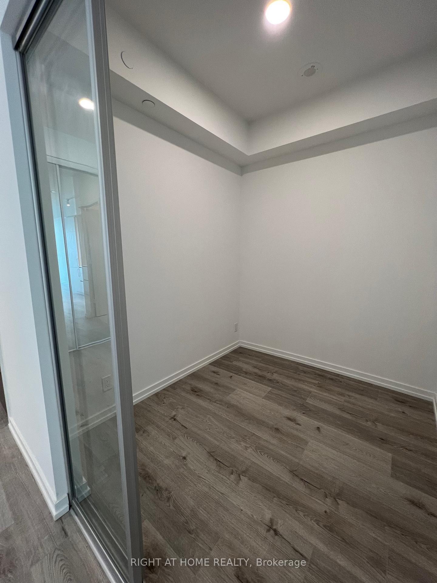 Photo 17 of Unit 3107, 7890 Jane Street, Vaughan, Vaughan Corporate Centre — HOMEH