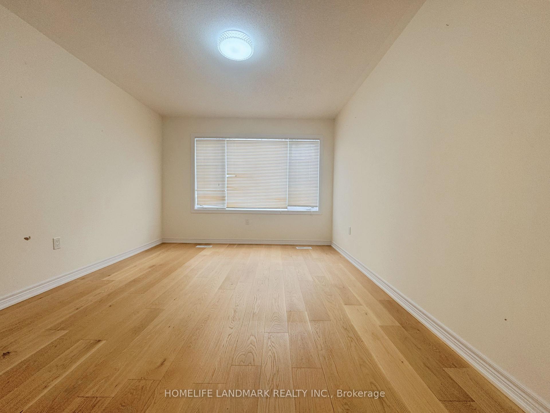 Photo 12 of 36 Applegate Drive, East Gwillimbury, Sharon — HOMEH