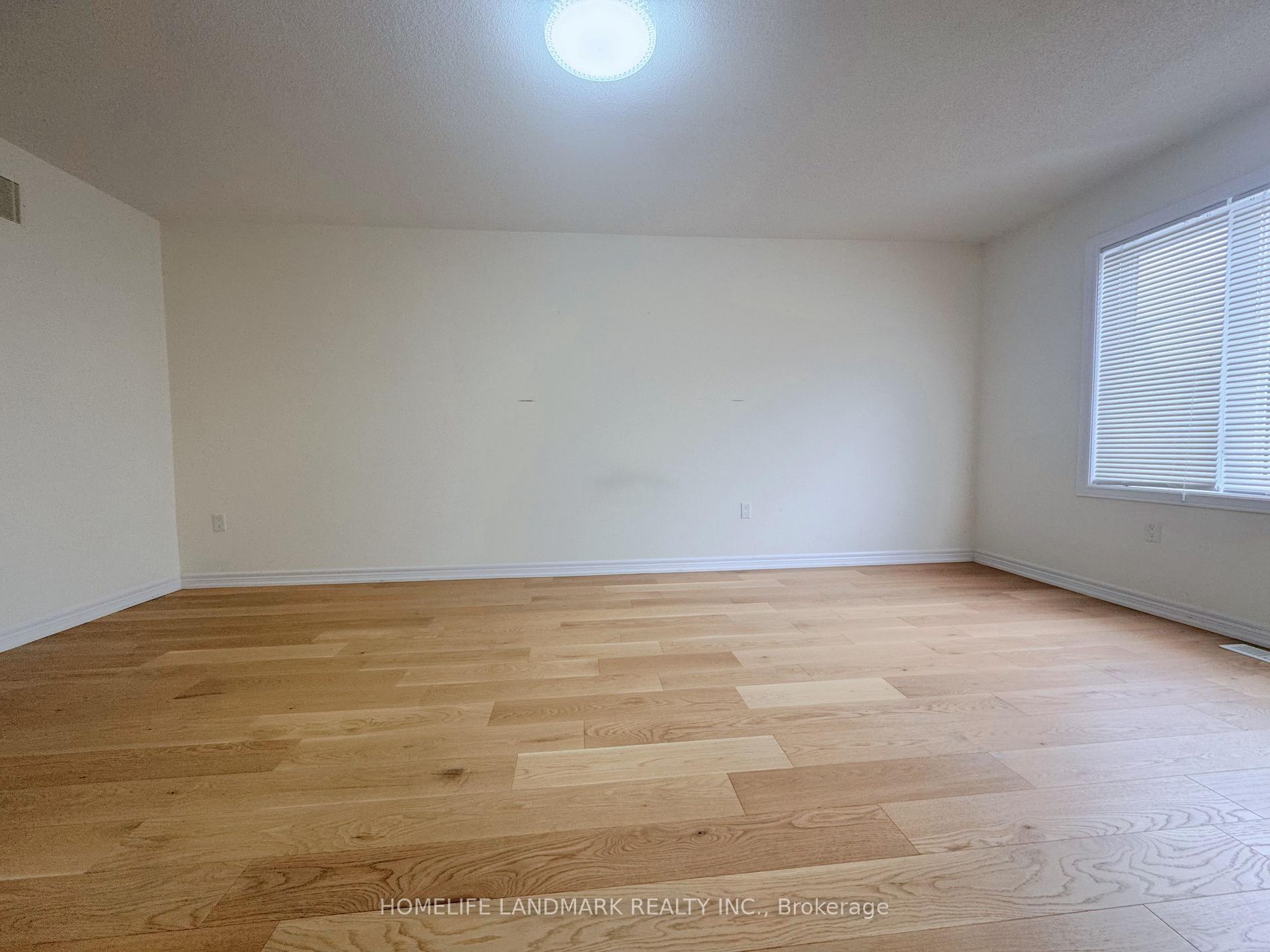 Photo 25 of 36 Applegate Drive, East Gwillimbury, Sharon — HOMEH