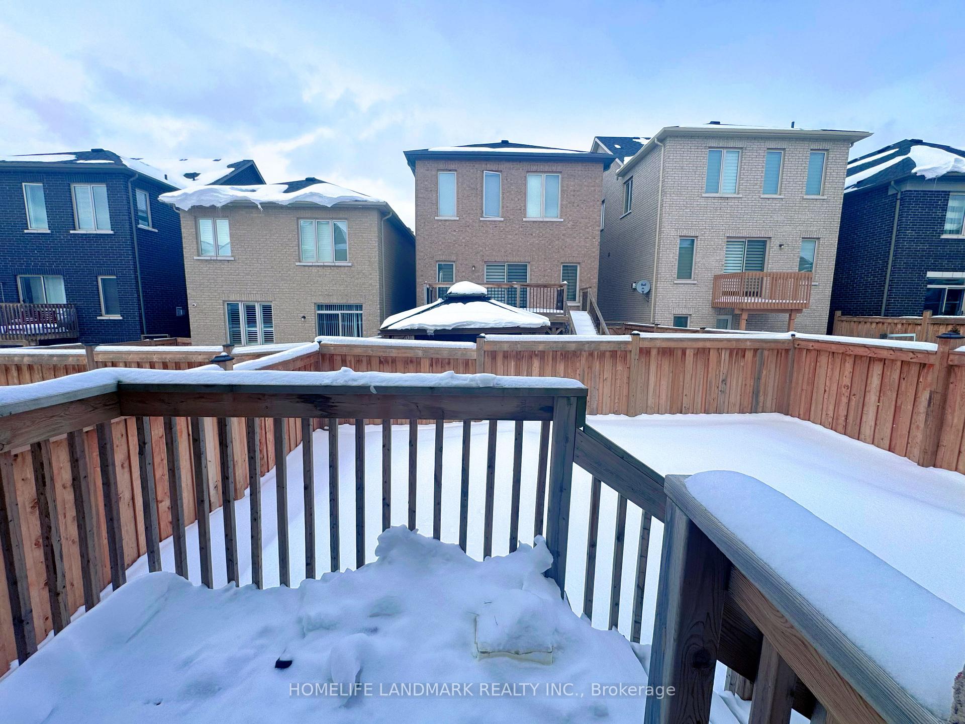Photo 28 of 36 Applegate Drive, East Gwillimbury, Sharon — HOMEH