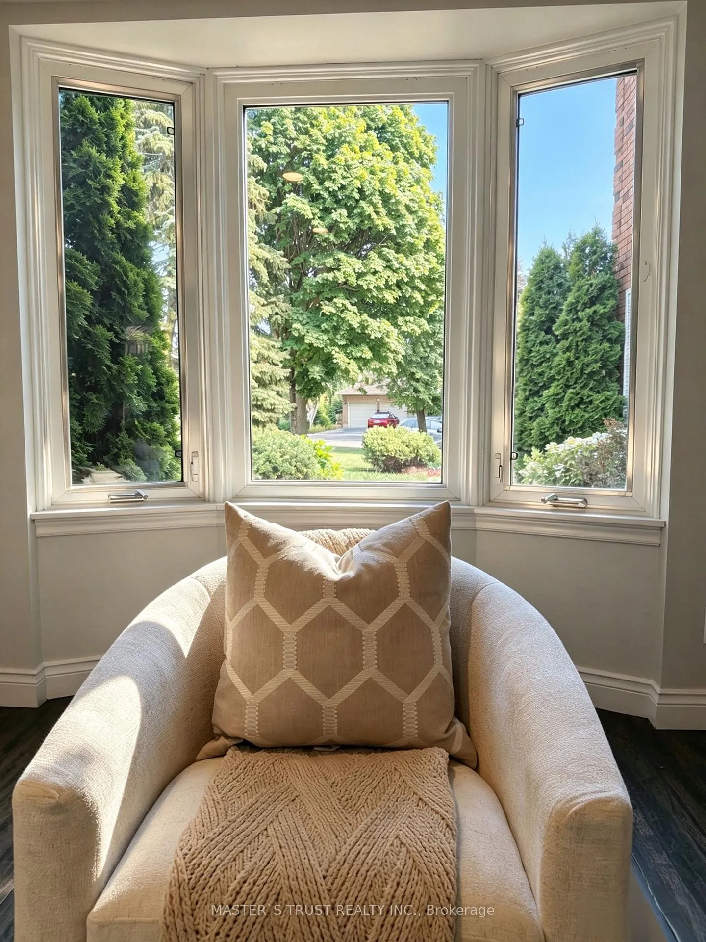 Photo 16 of 47 Glen Hill Drive, Whitby, Blue Grass Meadows — HOMEH