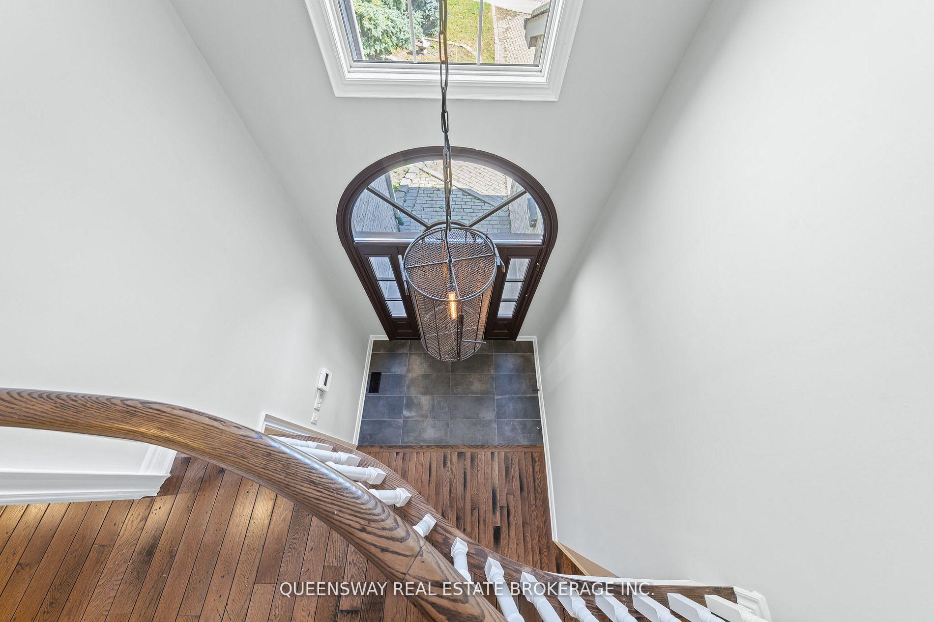 Photo 10 of 619 Culler Mews, Newmarket, Stonehaven-Wyndham — HOMEH