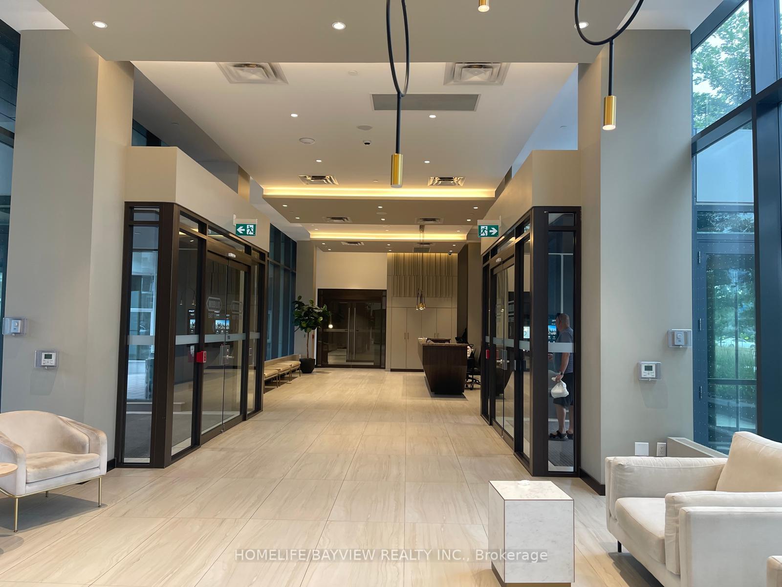 Photo 2 of Unit 512, 38 Honeycrisp Crescent, Vaughan, Vaughan Corporate Centre — HOMEH