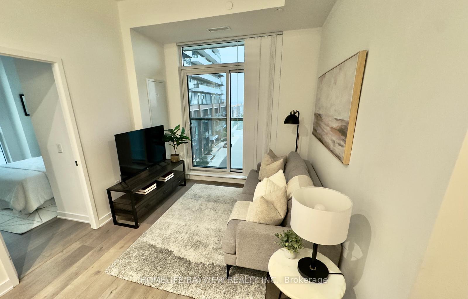 Photo 12 of Unit 512, 38 Honeycrisp Crescent, Vaughan, Vaughan Corporate Centre — HOMEH