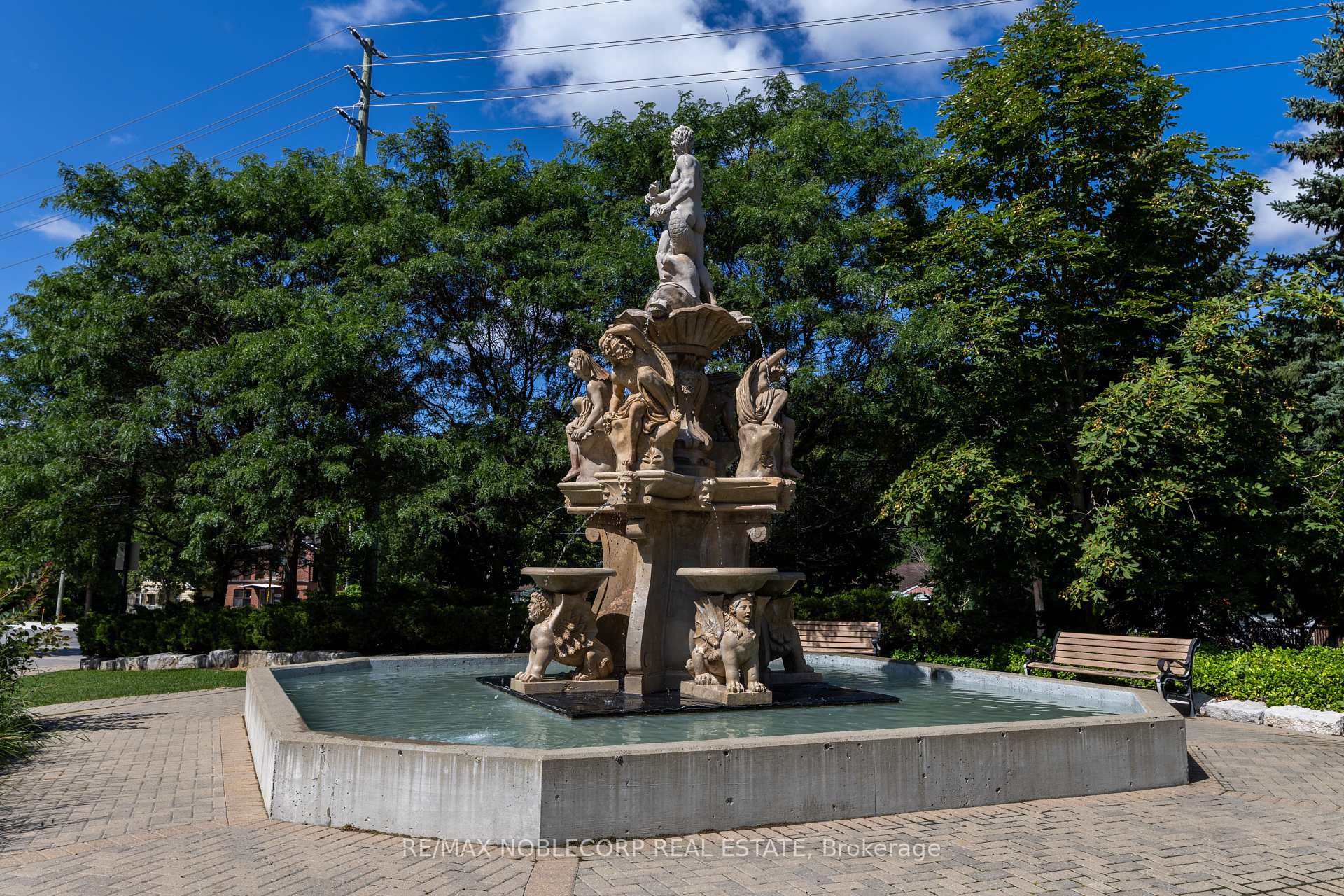 Photo 2 of Unit 105, 8201 Islington Avenue, Vaughan, Islington Woods — HOMEH