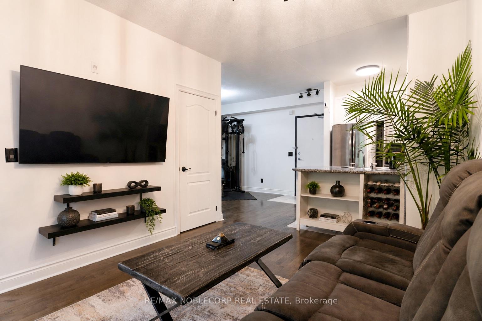 Photo 27 of Unit 105, 8201 Islington Avenue, Vaughan, Islington Woods — HOMEH