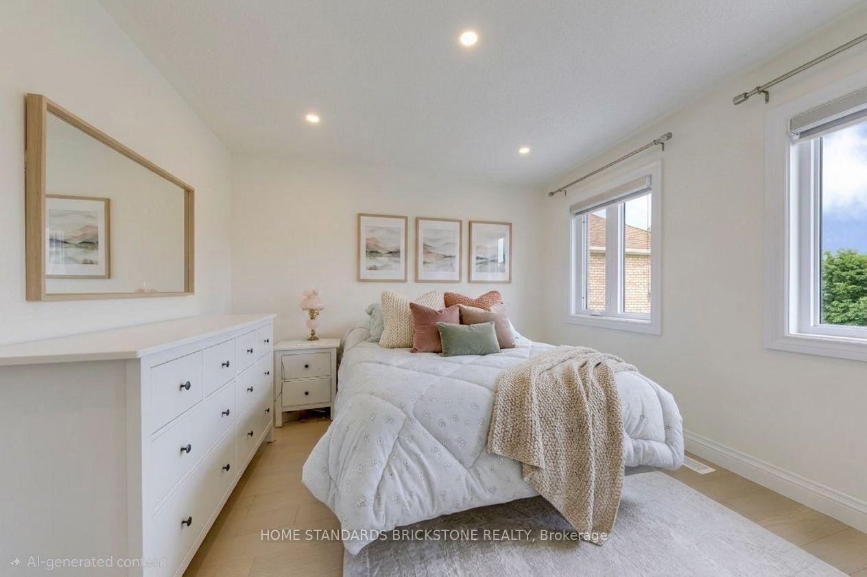 Photo 24 of 15 Samuel Crescent, Halton Hills, Georgetown — HOMEH