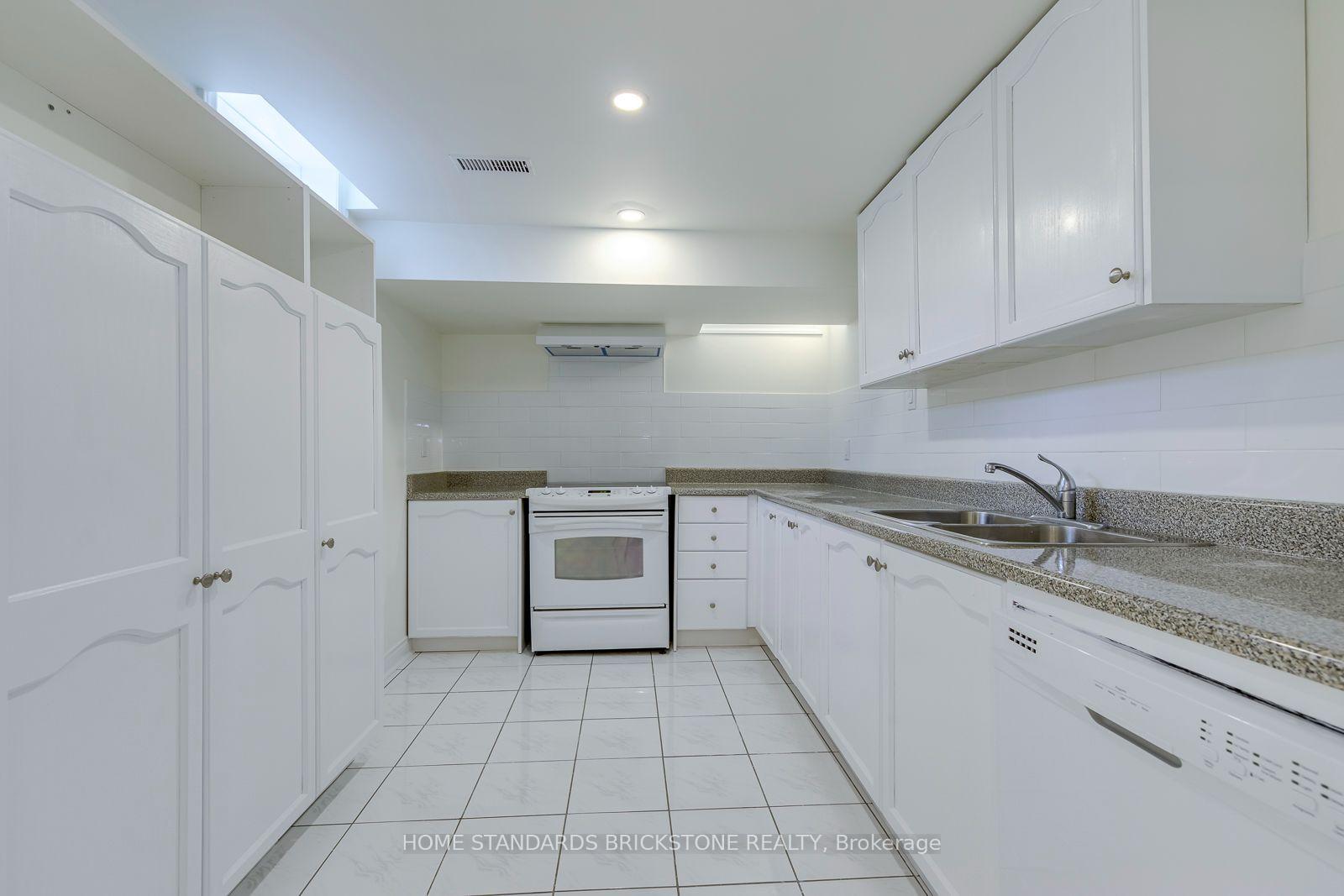 Photo 38 of 15 Samuel Crescent, Halton Hills, Georgetown — HOMEH