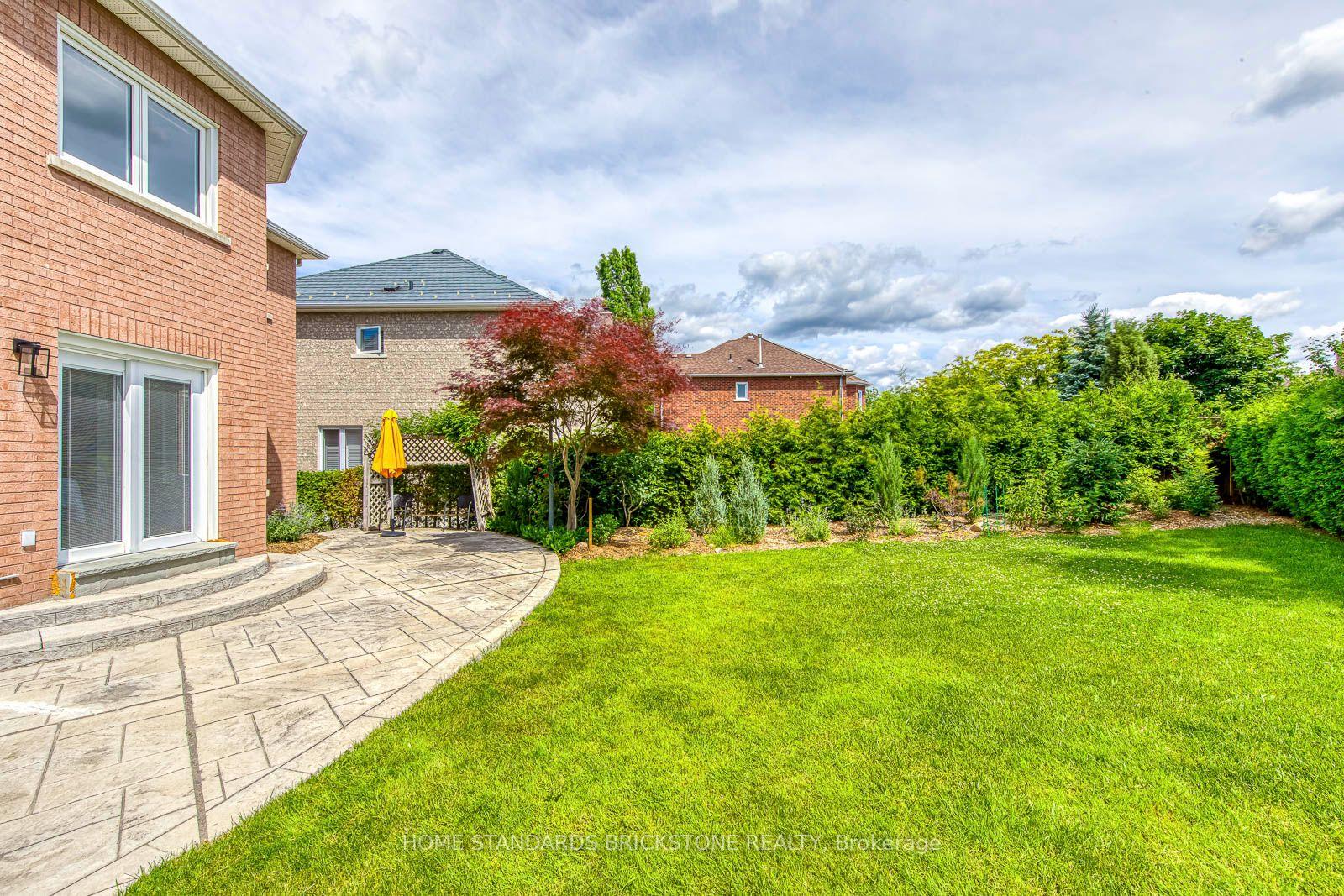 Photo 62 of 15 Samuel Crescent, Halton Hills, Georgetown — HOMEH
