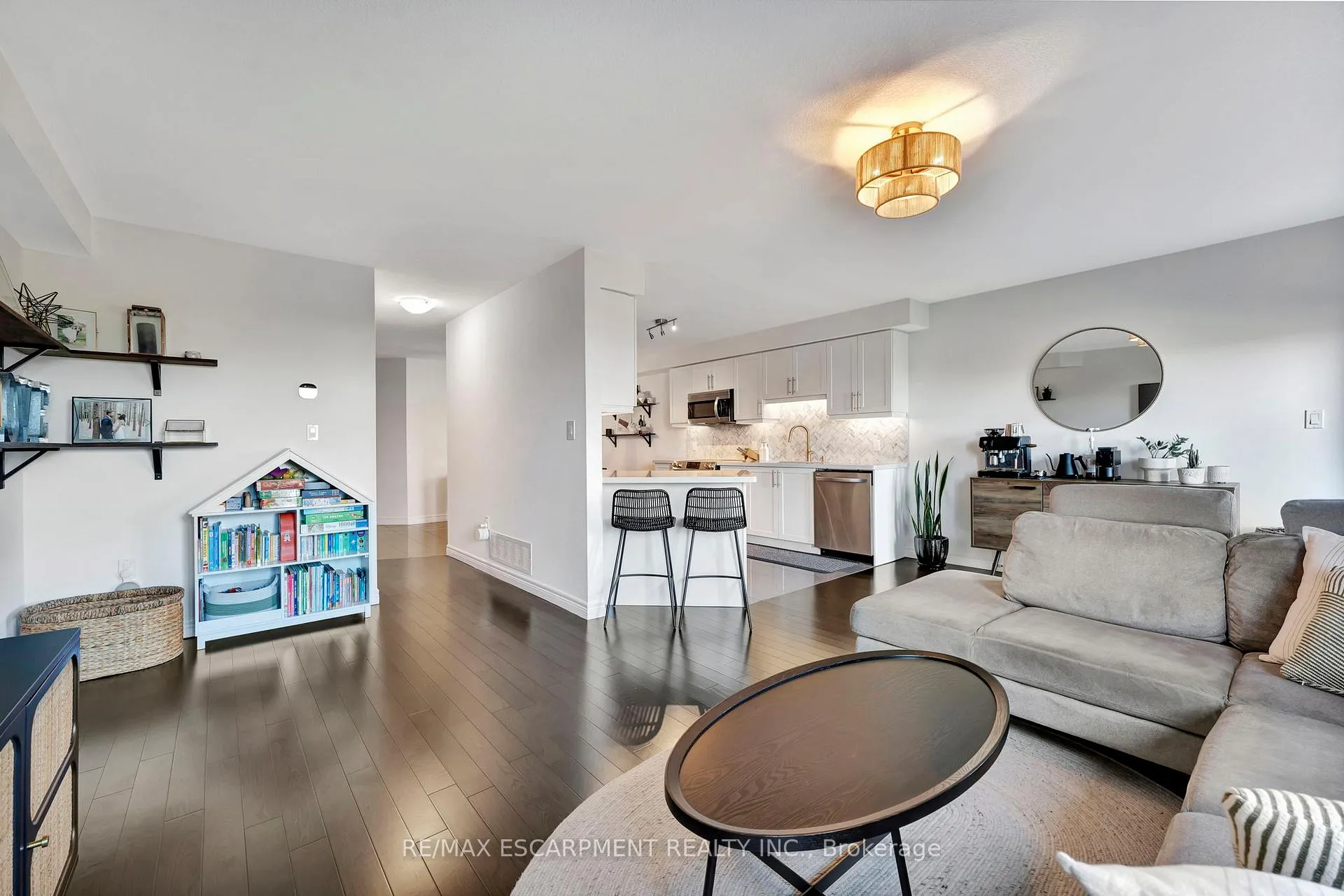 Photo 15 of 37 Celestial Crescent, Hamilton, Hannon — HOMEH