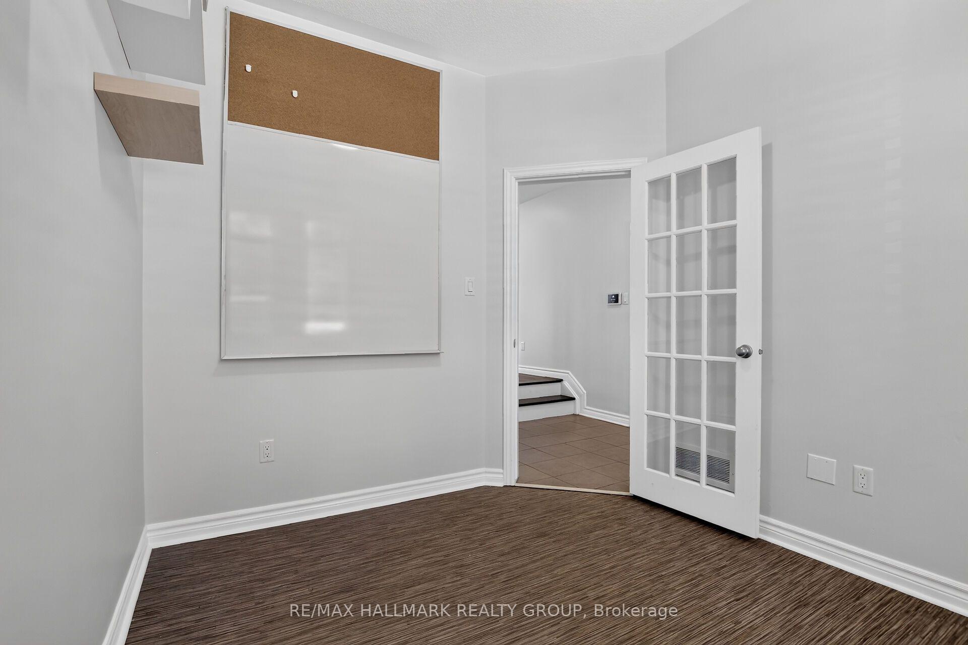 Photo 6 of 114 Dunforest Terrace, Ottawa, Barrhaven - Strandherd — HOMEH