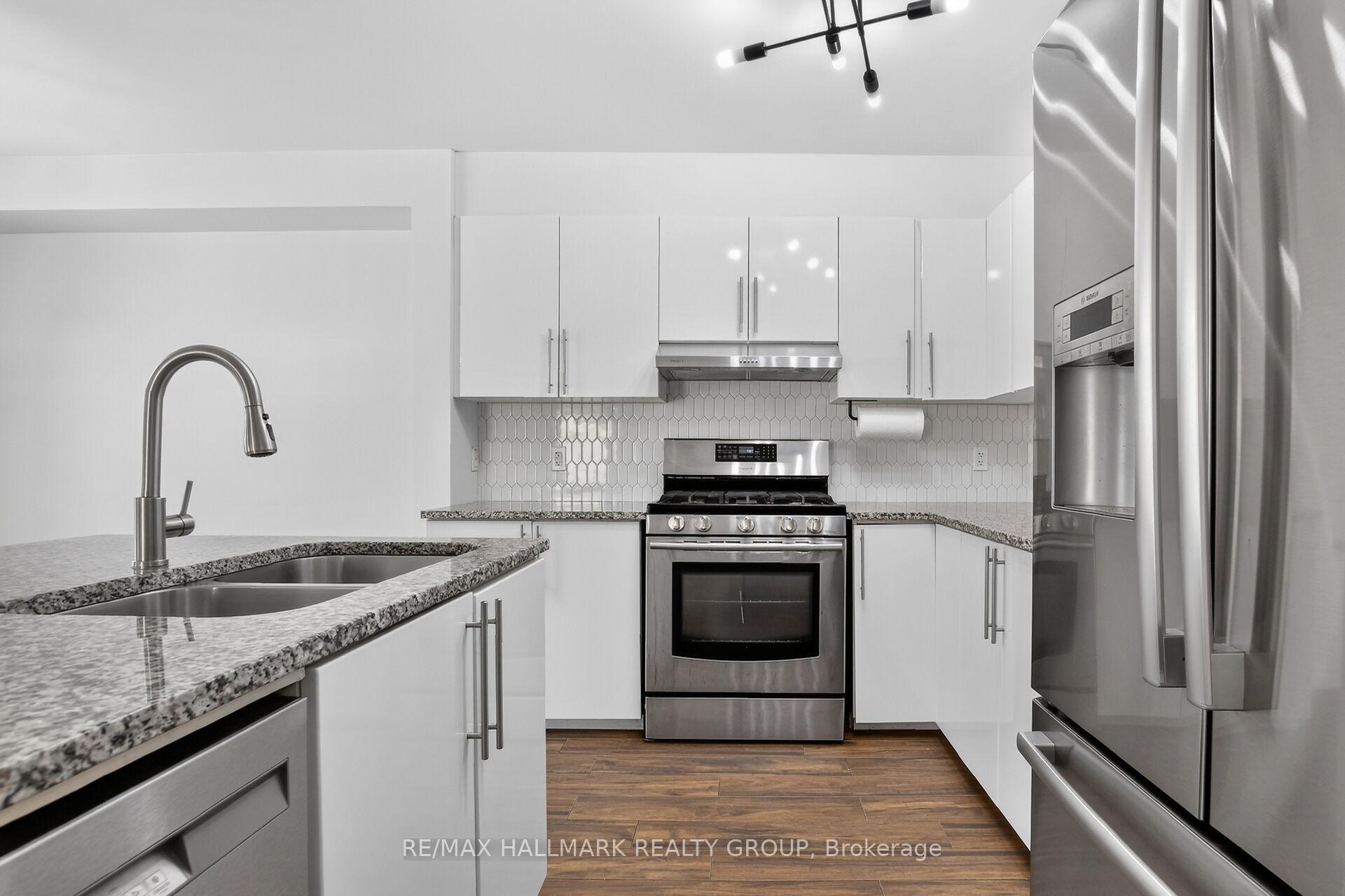Photo 17 of 114 Dunforest Terrace, Ottawa, Barrhaven - Strandherd — HOMEH