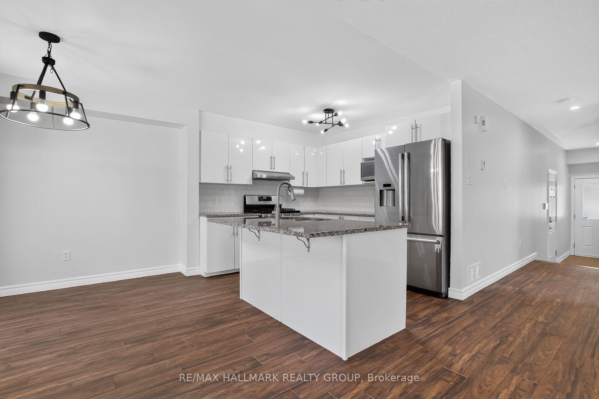 Photo 19 of 114 Dunforest Terrace, Ottawa, Barrhaven - Strandherd — HOMEH