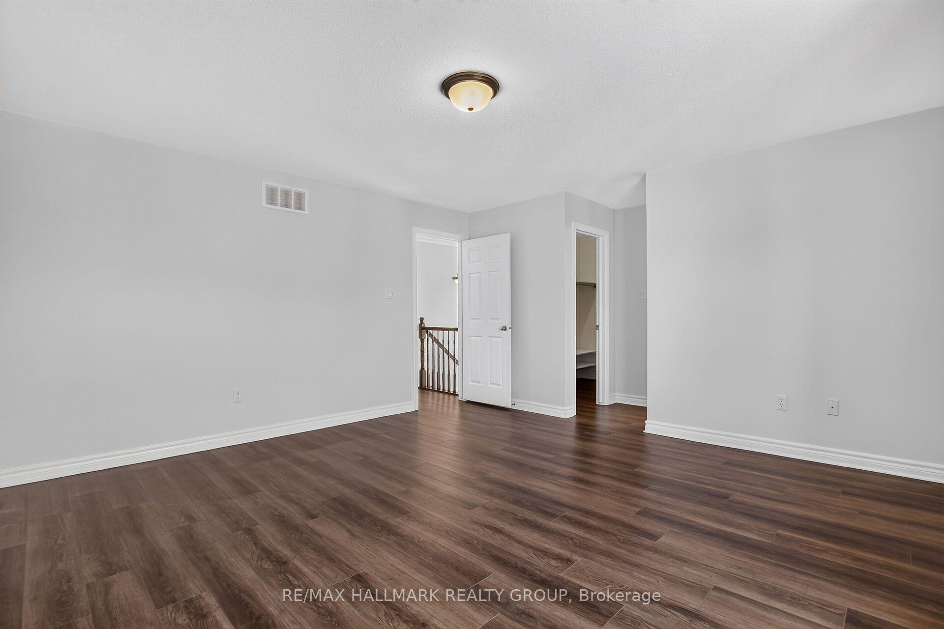 Photo 26 of 114 Dunforest Terrace, Ottawa, Barrhaven - Strandherd — HOMEH