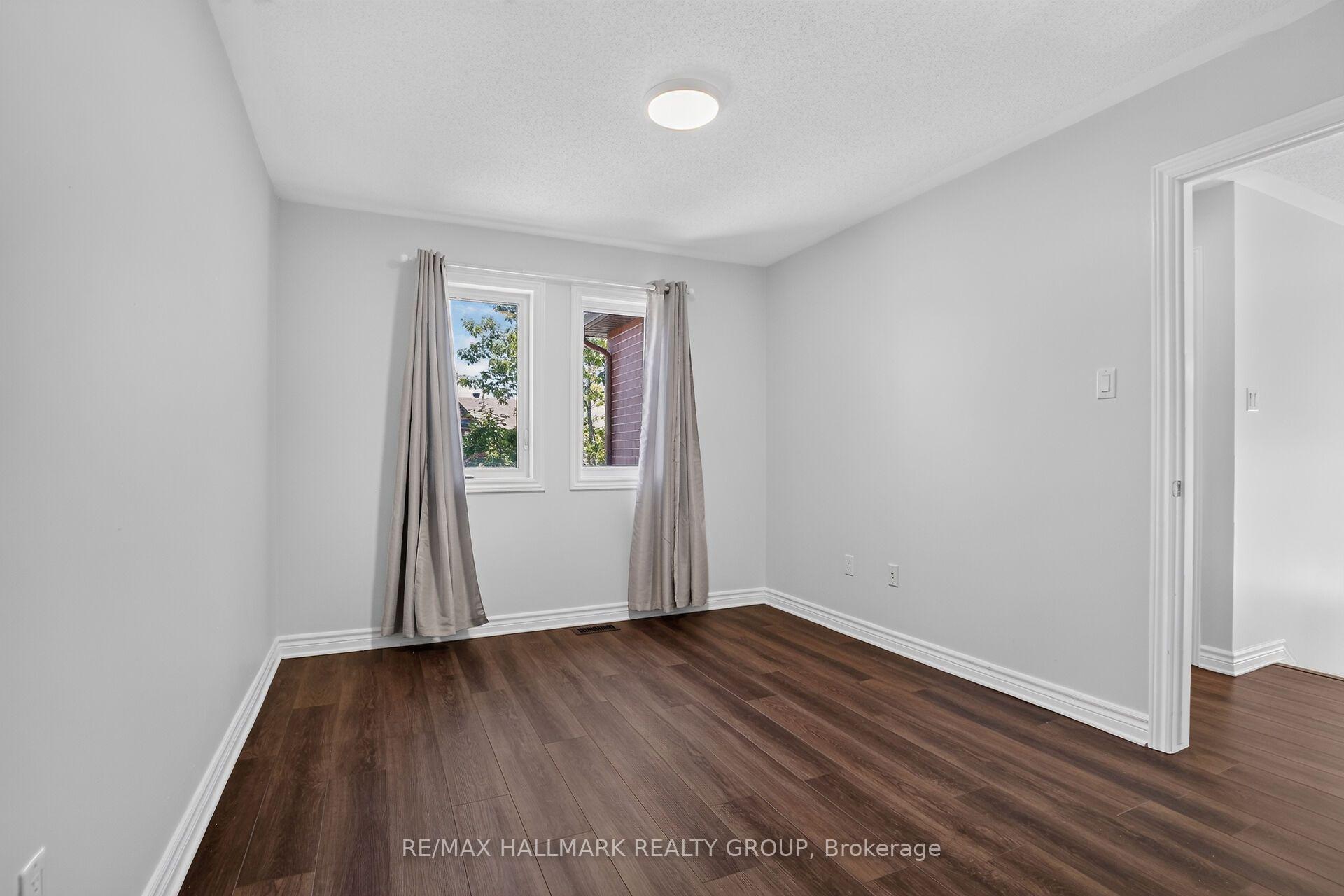 Photo 31 of 114 Dunforest Terrace, Ottawa, Barrhaven - Strandherd — HOMEH
