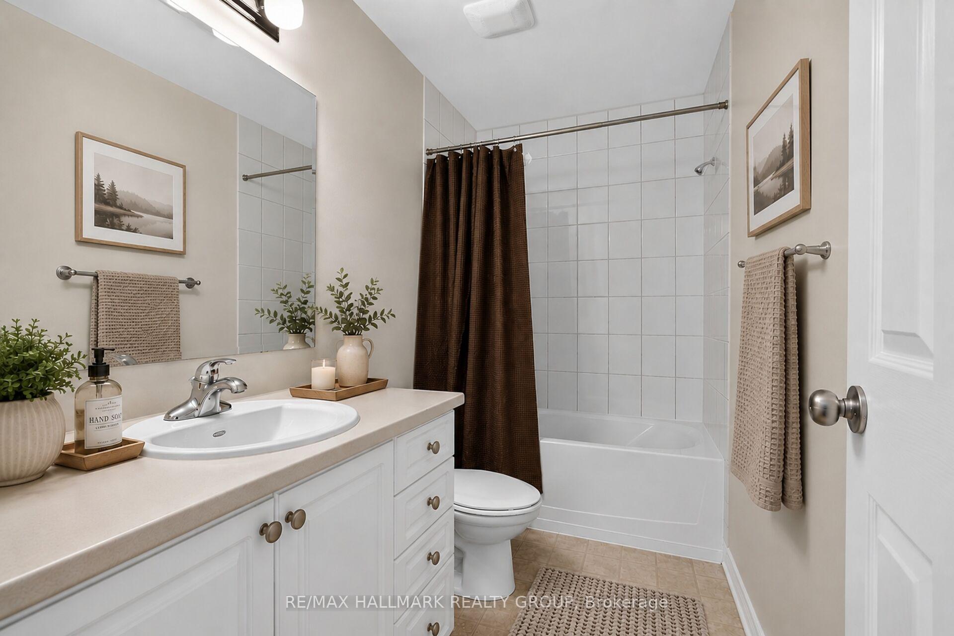 Photo 36 of 114 Dunforest Terrace, Ottawa, Barrhaven - Strandherd — HOMEH