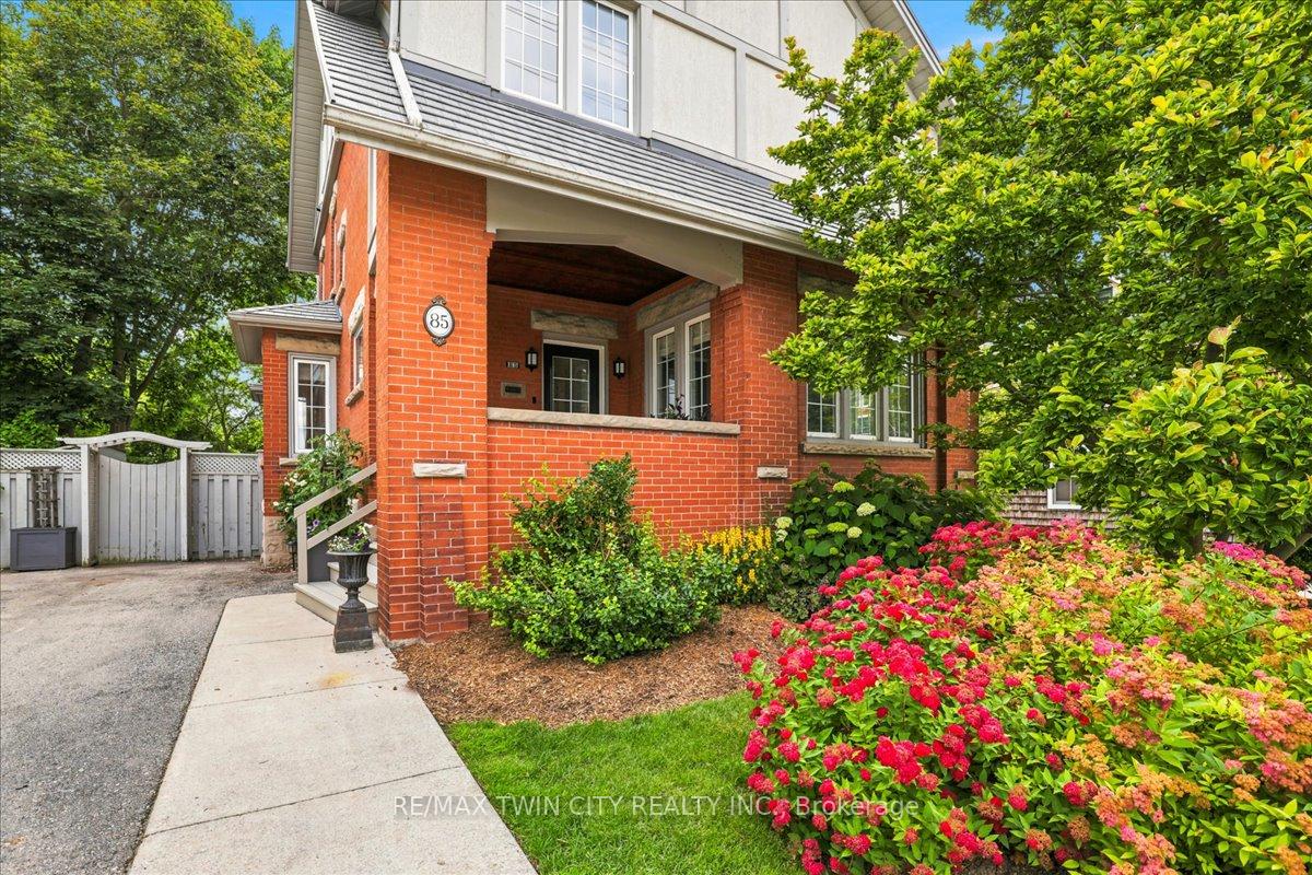 Photo 3 of 85 Albert Street, Waterloo, Beechwood/University — HOMEH