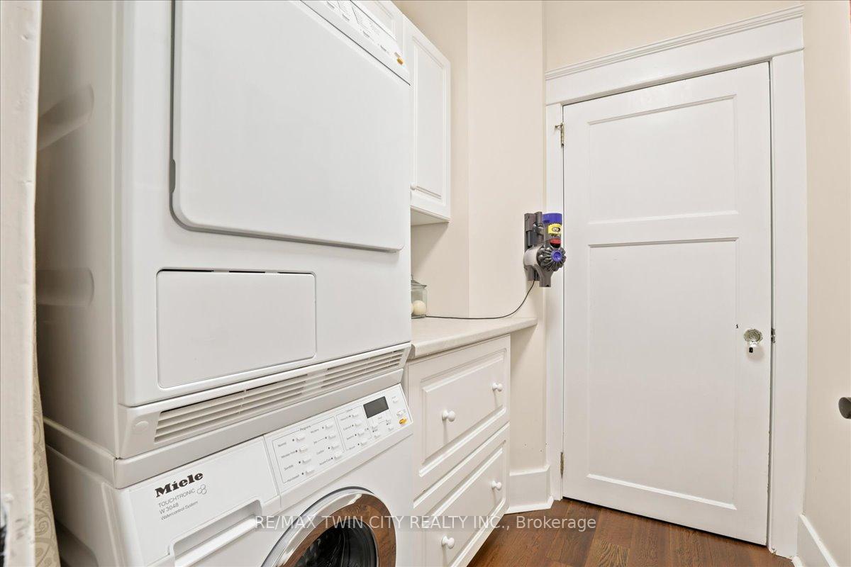 Photo 19 of 85 Albert Street, Waterloo, Beechwood/University — HOMEH