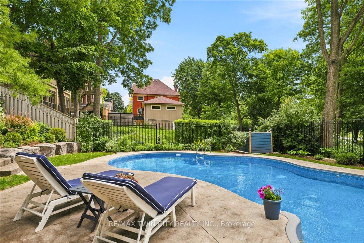 Photo 40 of 85 Albert Street, Waterloo, Beechwood/University — HOMEH