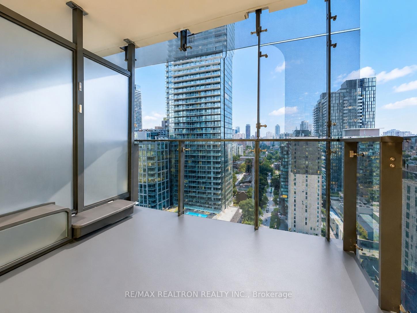 Photo 7 of Unit 2001, 5 St Joseph Street, Toronto, Bay Street Corridor — HOMEH